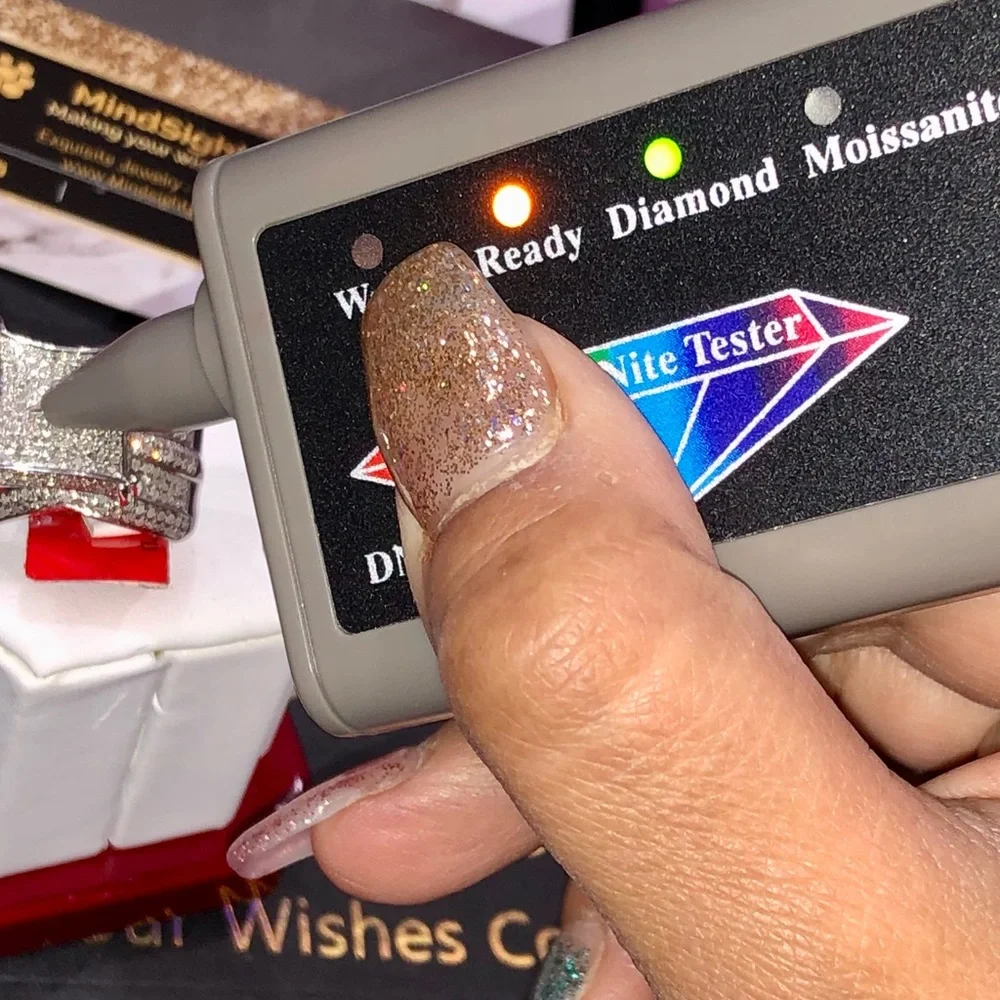 Real diamond women head turner ring free appraisal and posh authenticity incl. - Picture 3 of 7